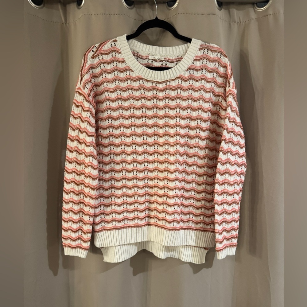 Maurices Wavy Pink and White Sweater